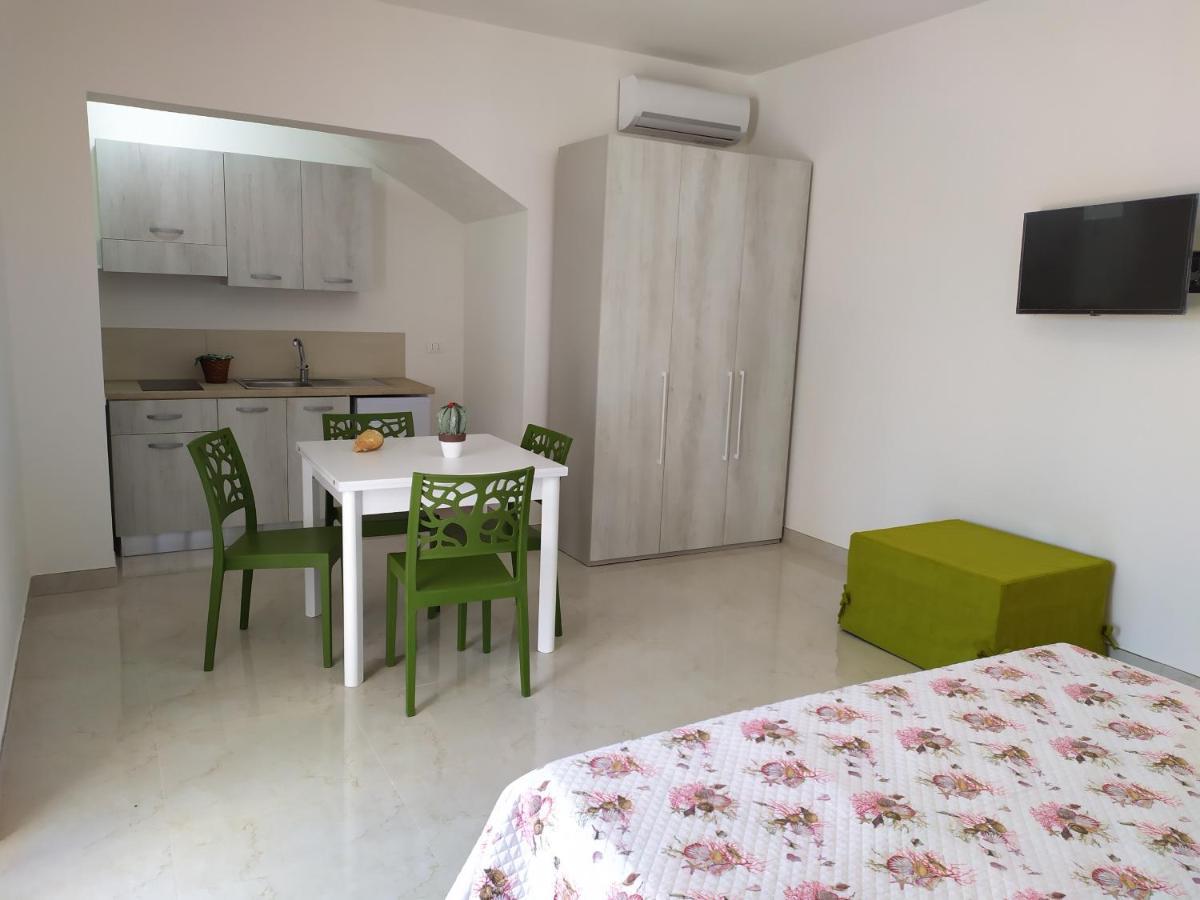 Guest House Neviano Torre Lapillo Exteriér fotografie